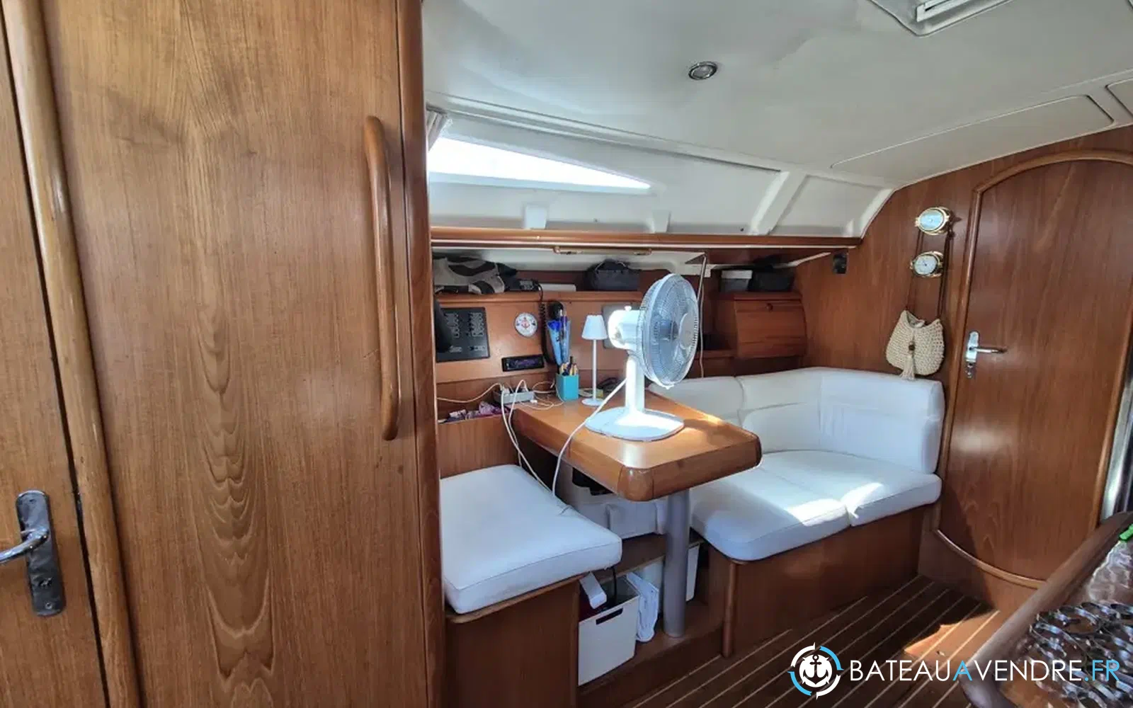 slider 16 Jeanneau Sun Odyssey 40