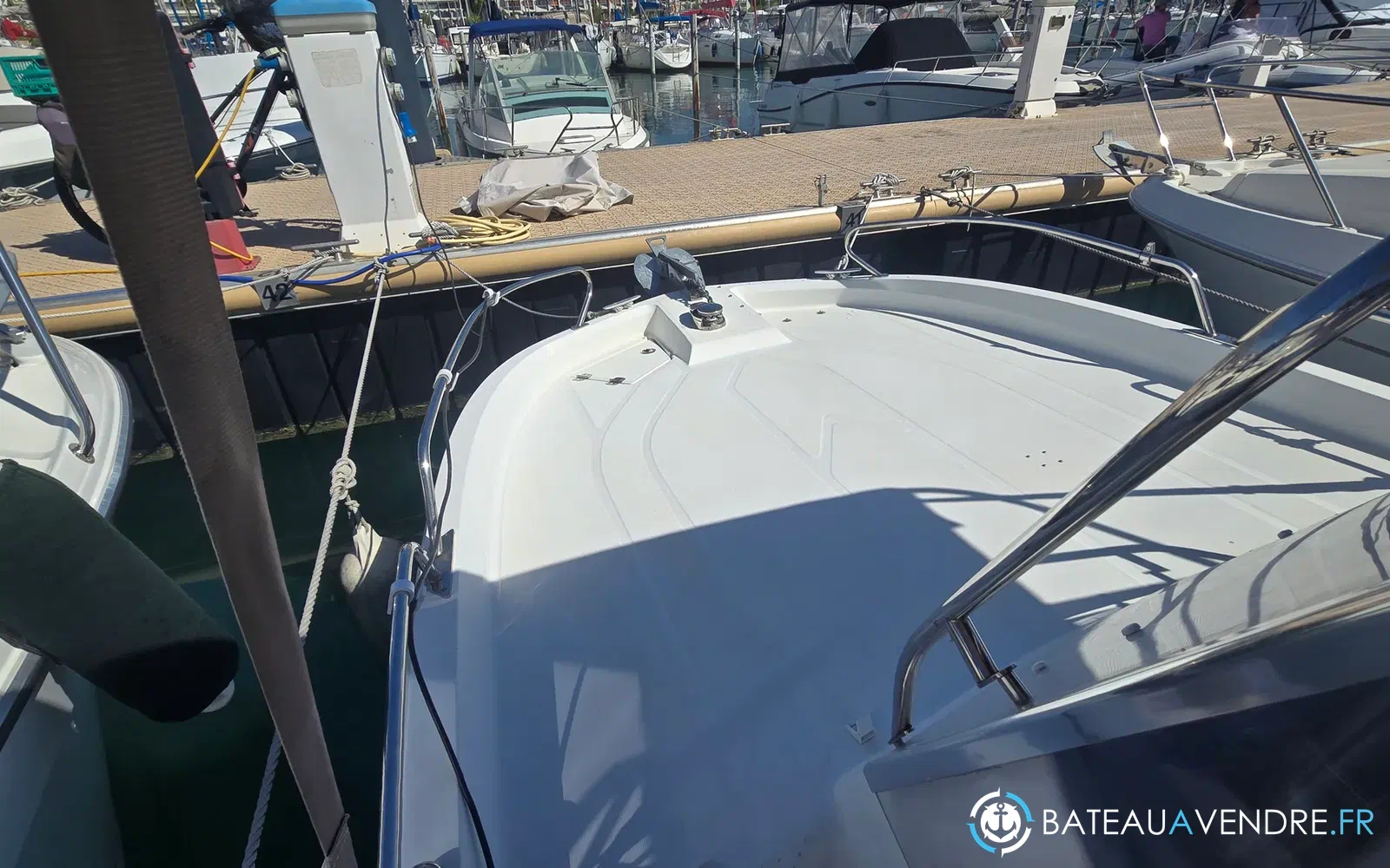 slider 4 Beneteau Flyer 6 SUNdeck