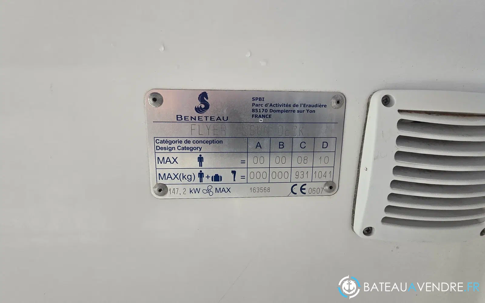 slider 19 Beneteau Flyer 6 SUNdeck