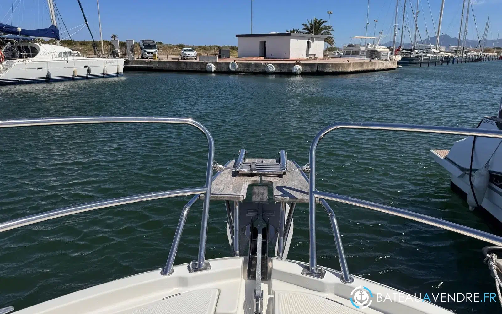 slider 4 Beneteau Antares 11