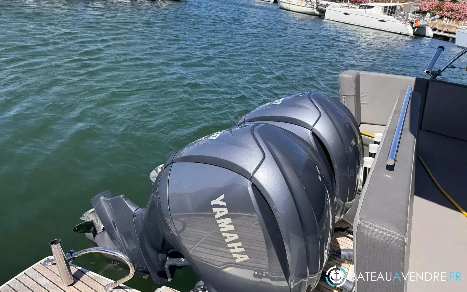 slider 7 Beneteau Antares 11