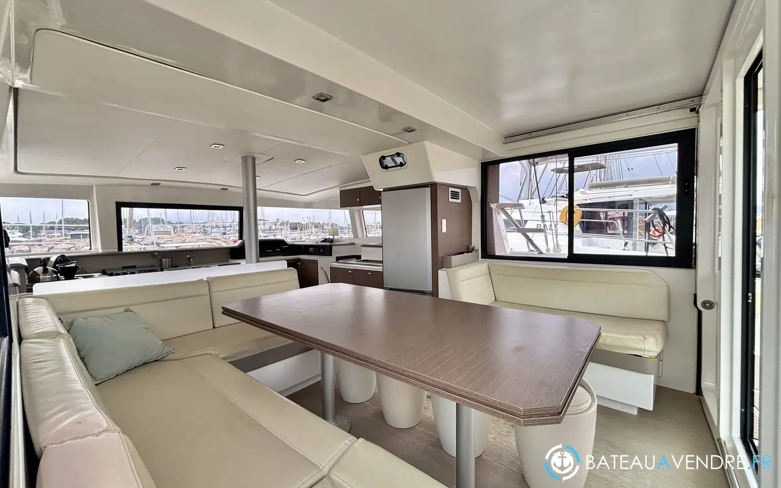 slider 11 Bali Catamarans Bali 4.1