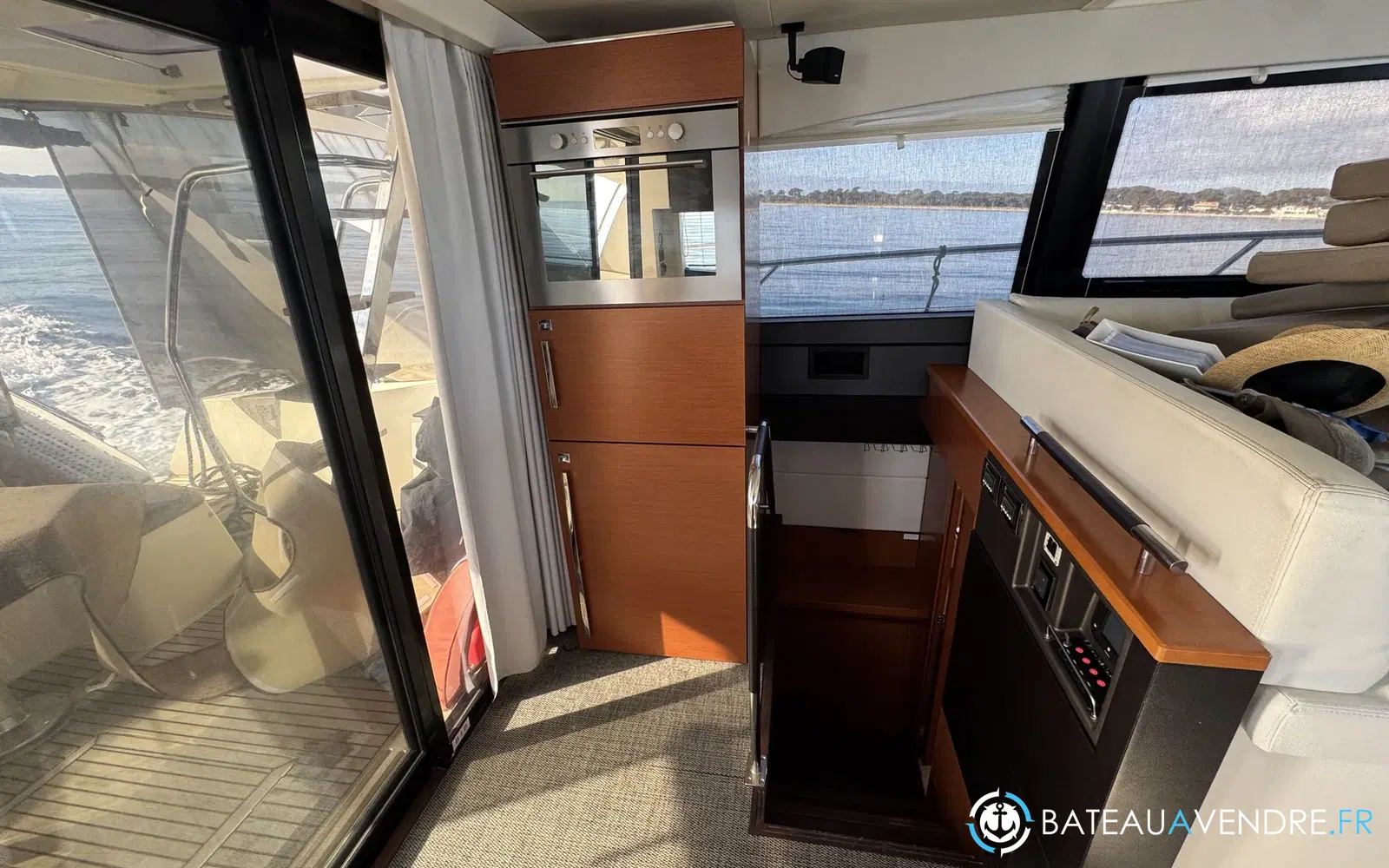 slider 24 Prestige Yachts 450 Fly