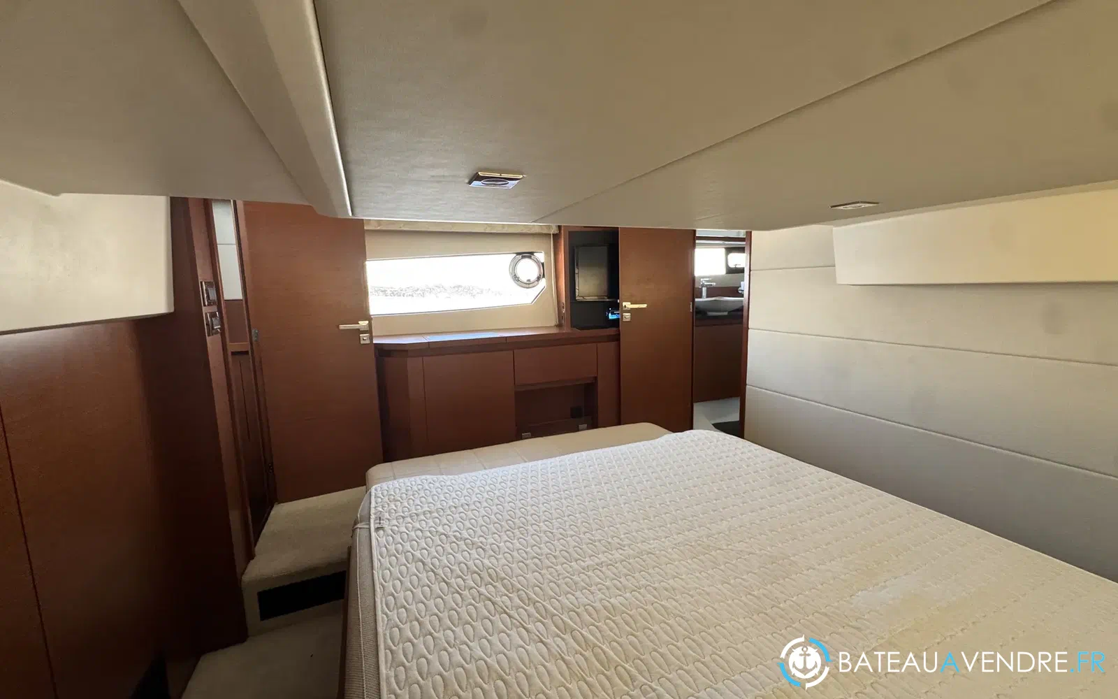 slider 2 Prestige Yachts 450 Fly