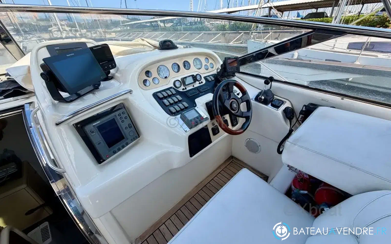 slider 5 Sunseeker Mustique 42