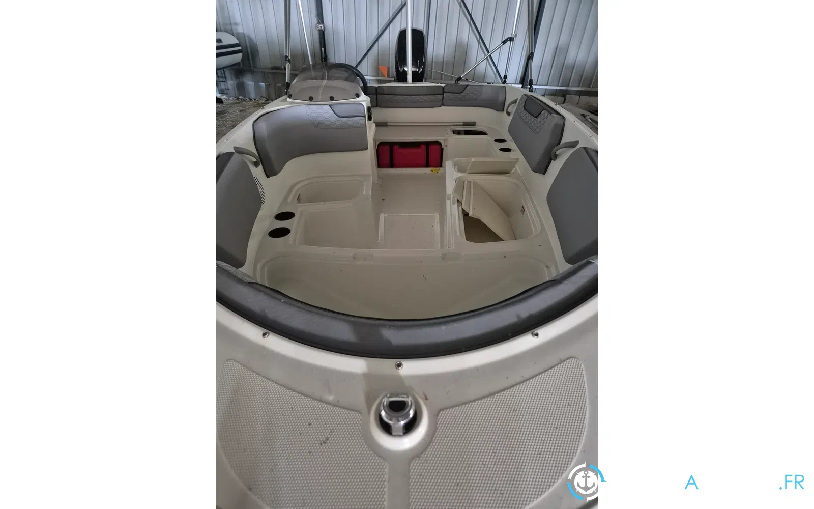 slider 3 Bayliner Element M15