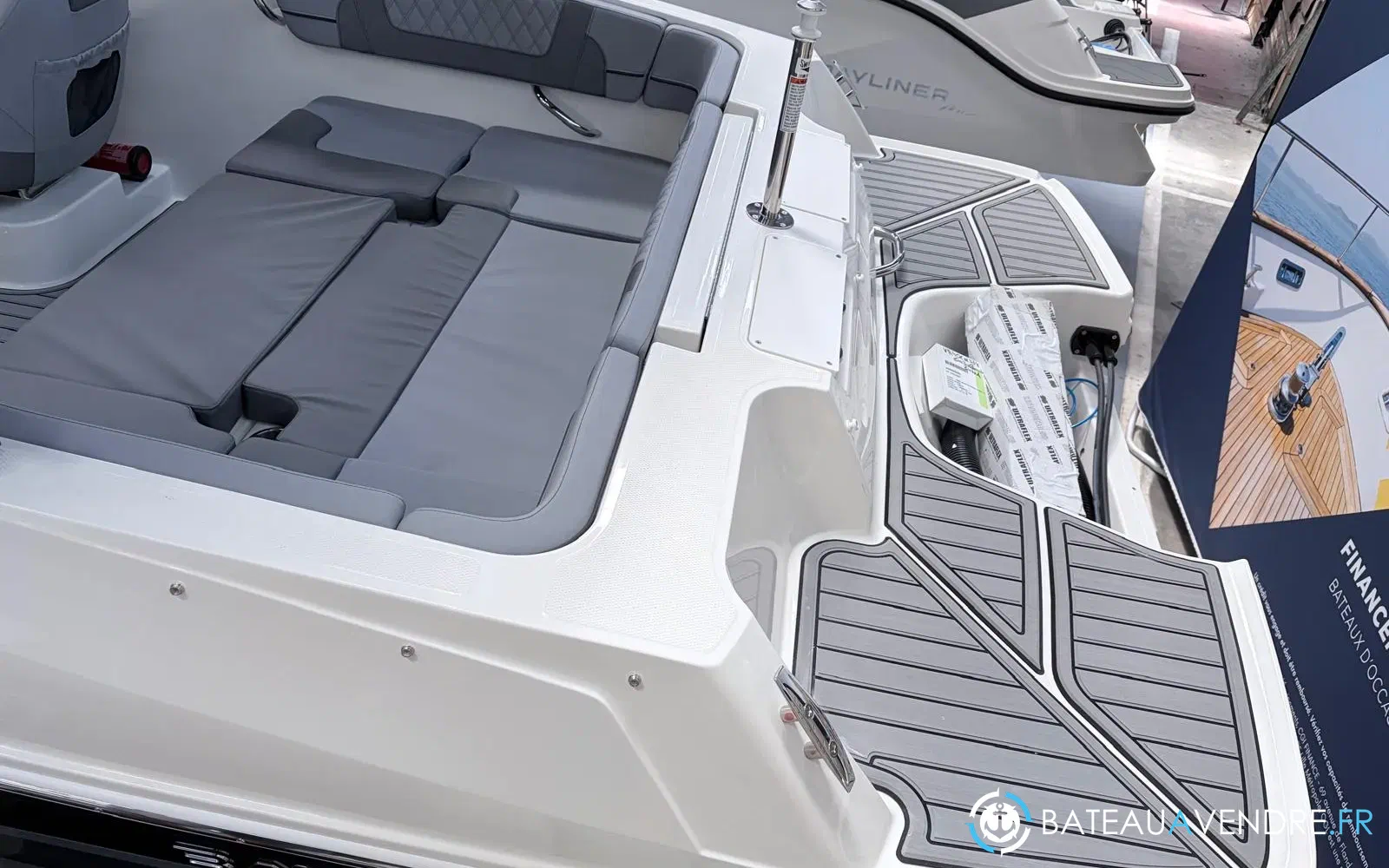 slider 8 Bayliner VR4 BOWRIDER OB