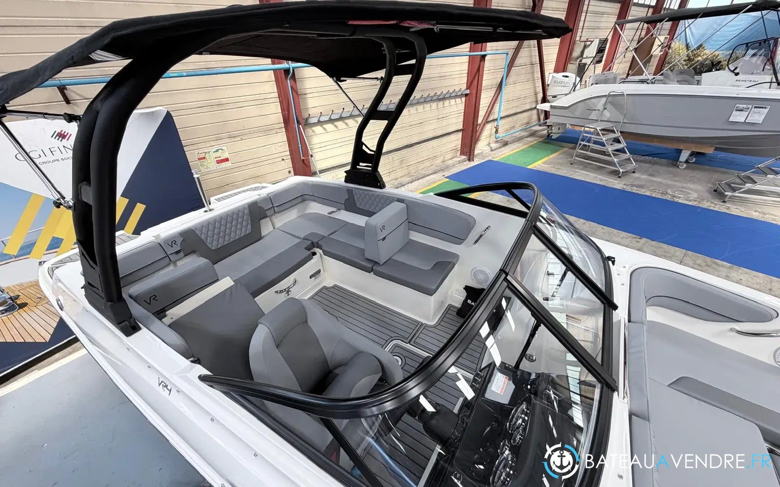slider 4 Bayliner VR4 BOWRIDER OB