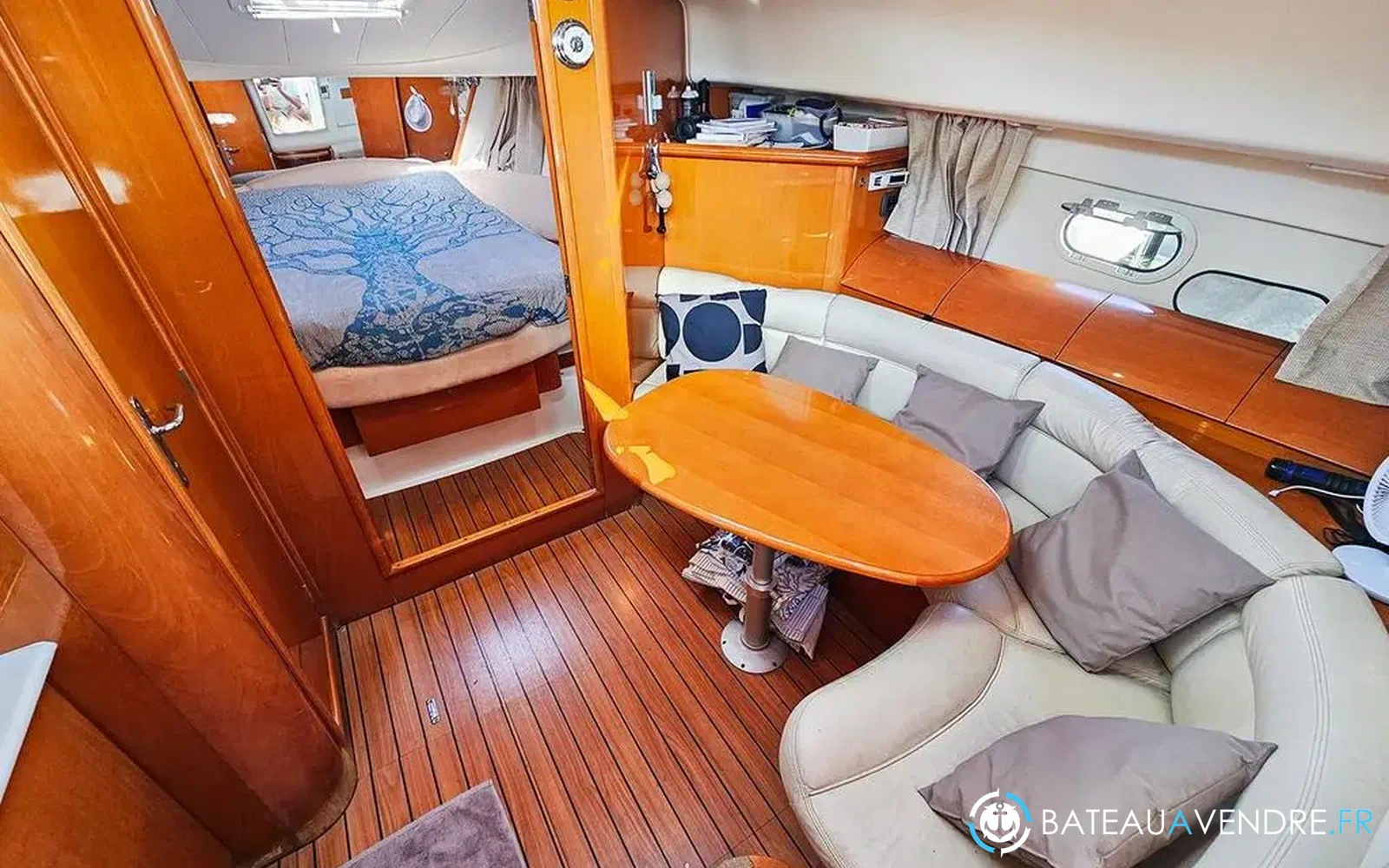 slider 9 Jeanneau Prestige 34