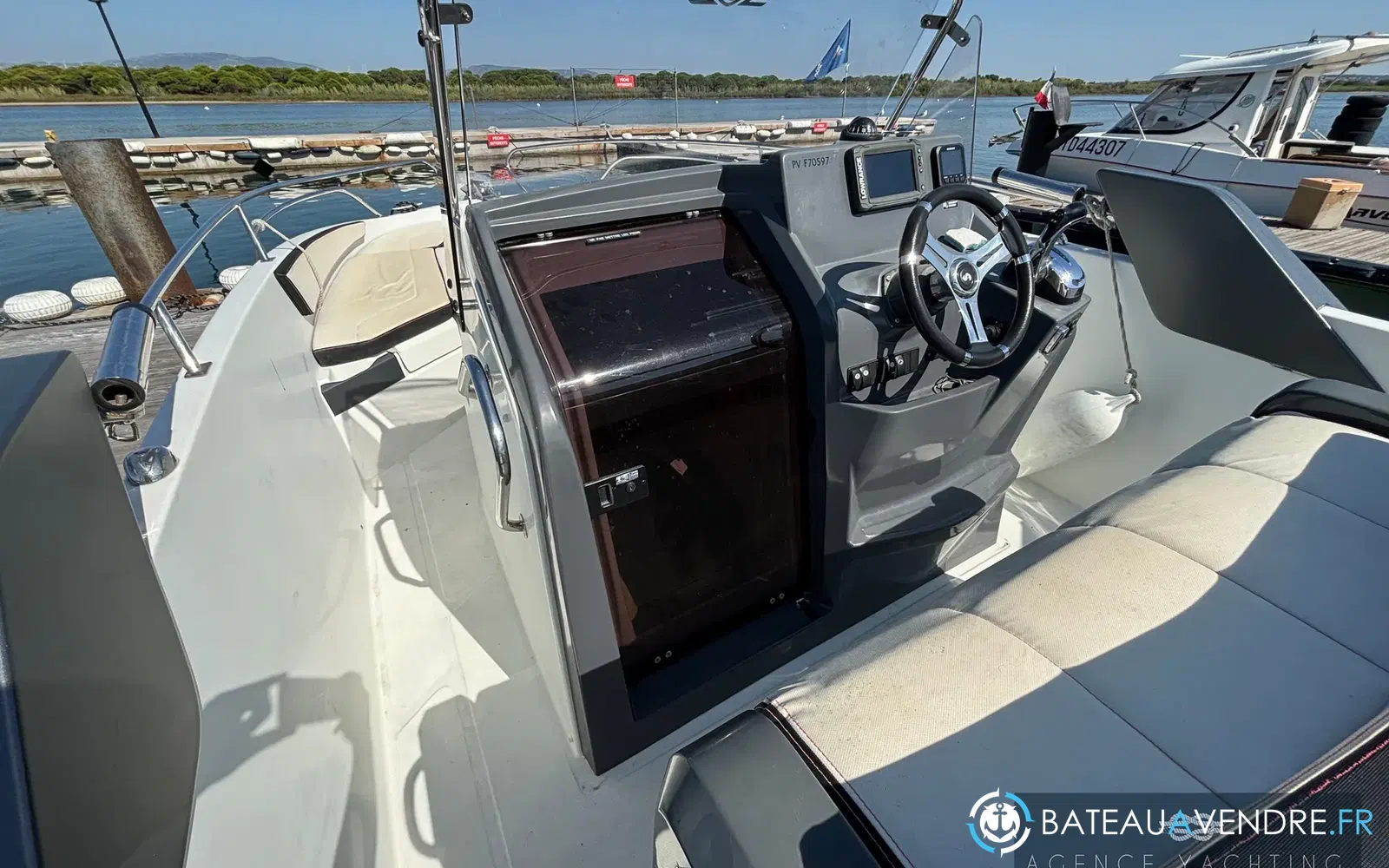 slider 18 Beneteau Flyer 7.7 SPACEdeck