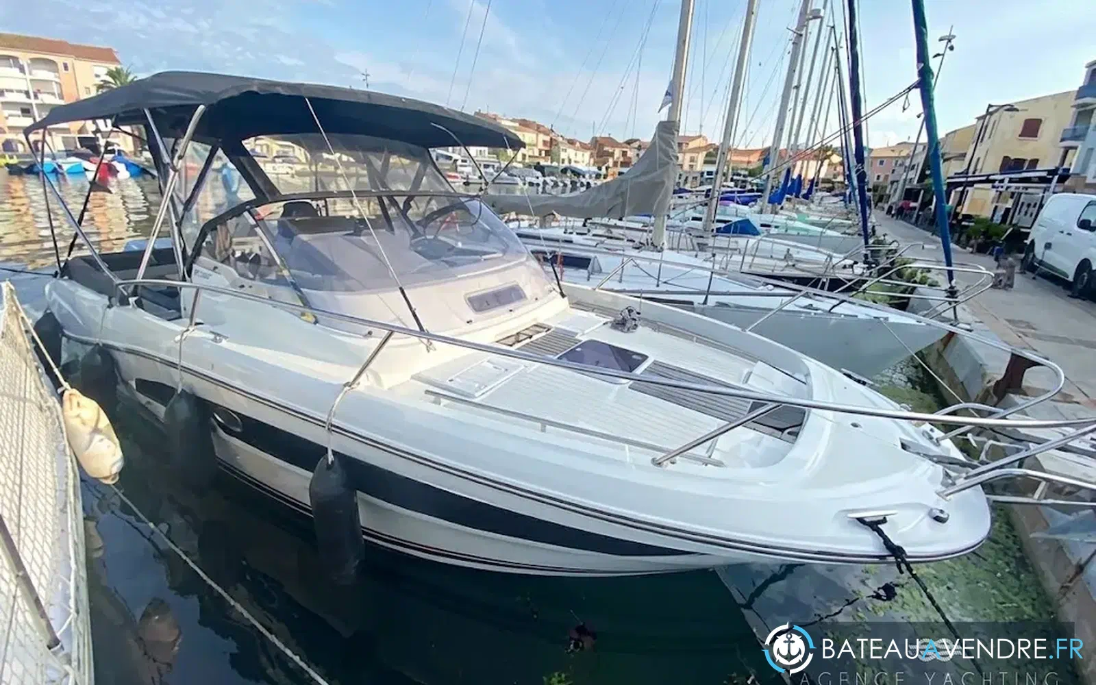 slider 0 Jeanneau Cap Camarat 9.0 WA
