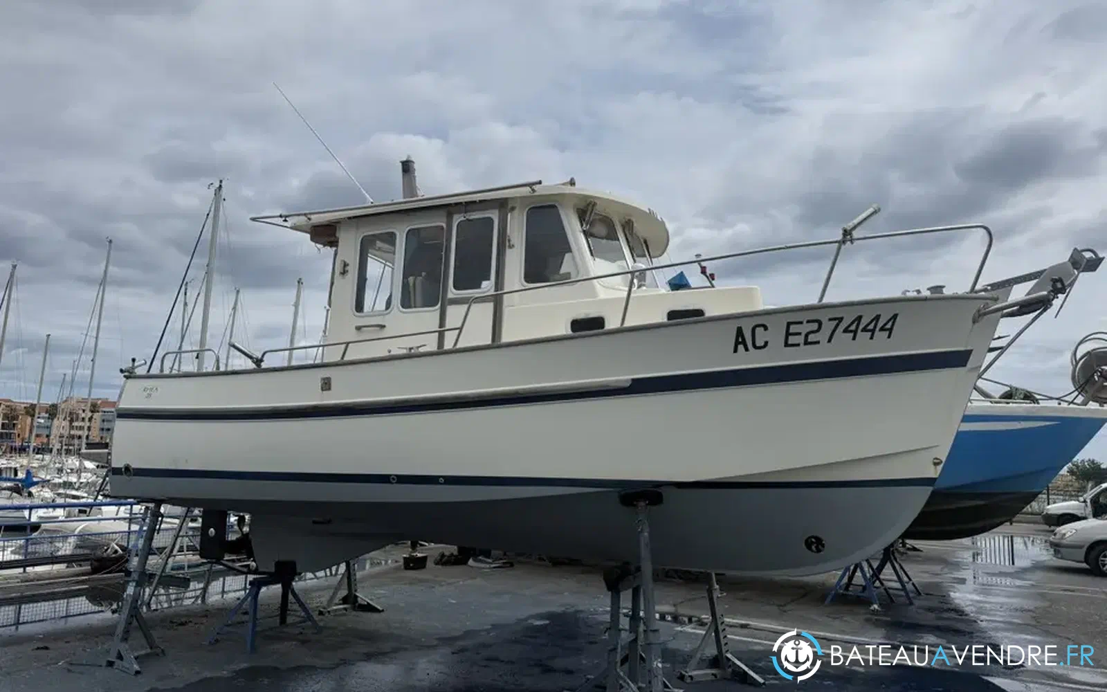 slider 2 Rhea 28