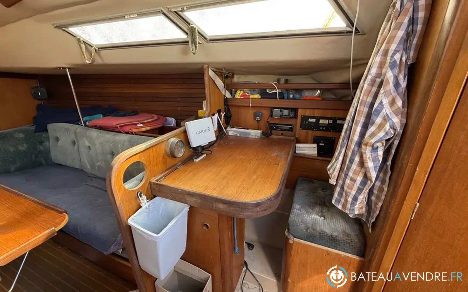 slider 12 Beneteau First 32