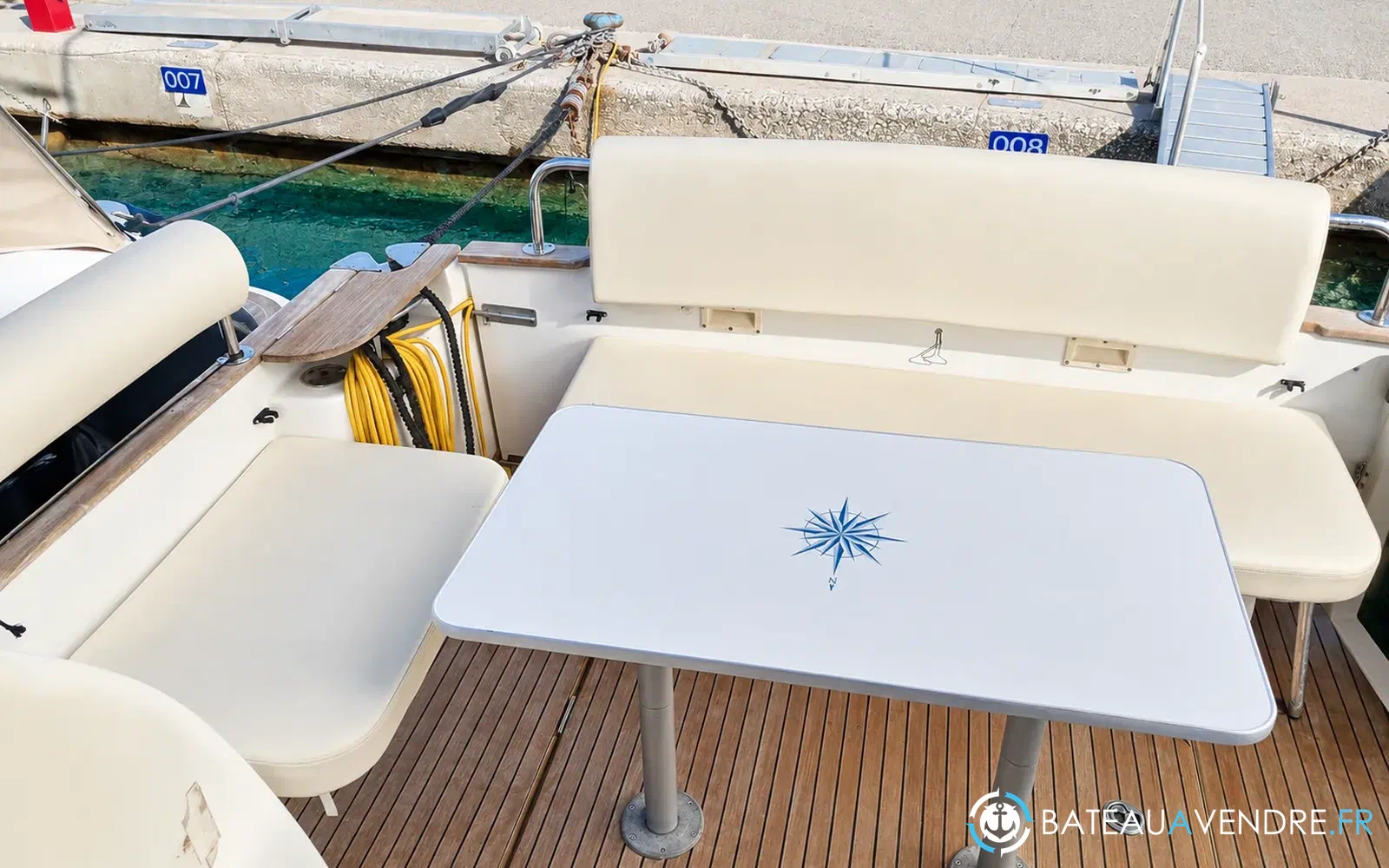 slider 3 Beneteau Antares 980 Fly
