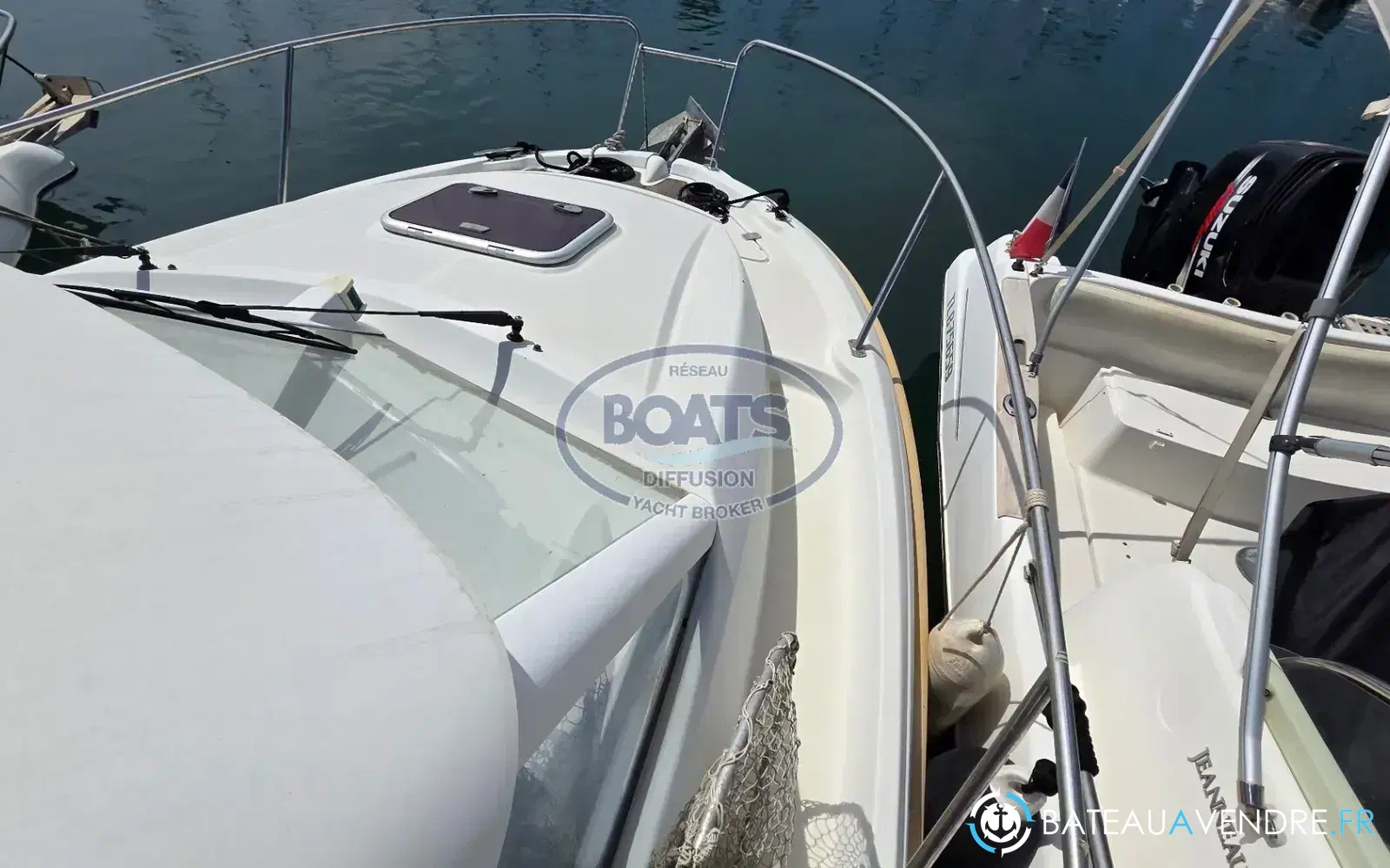 slider 3 Beneteau Antares 6