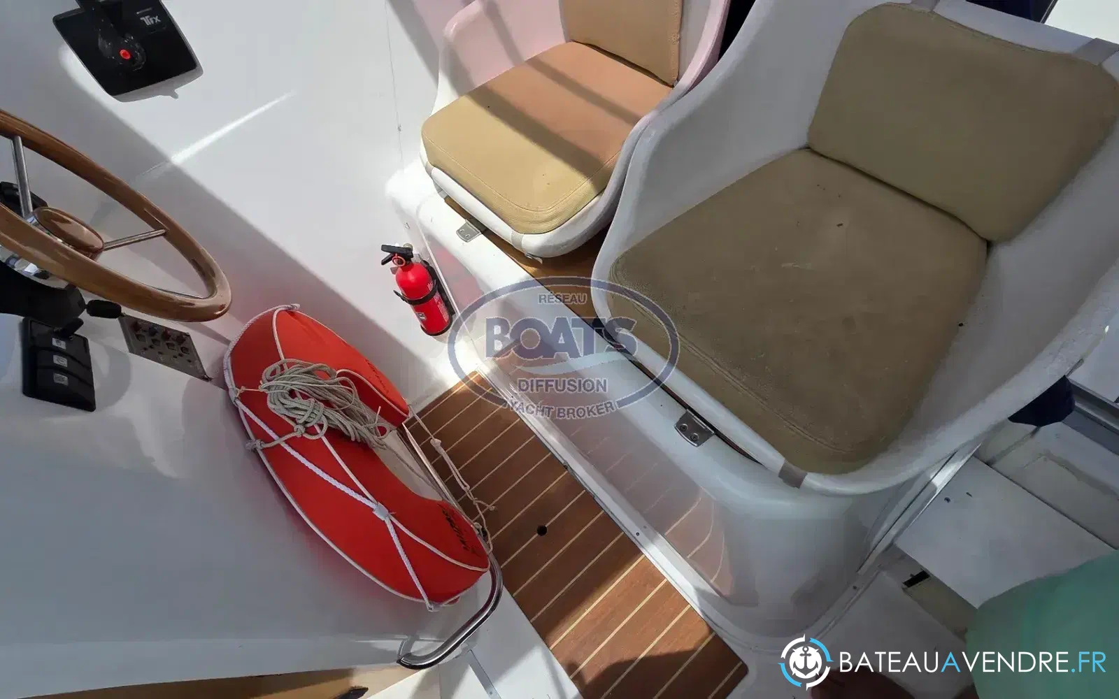 slider 6 Beneteau Antares 6