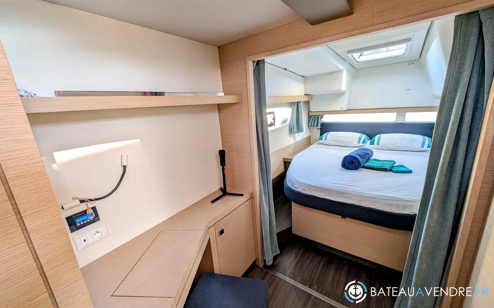 slider 11 Fountaine Pajot Lucia 40 Maestro
