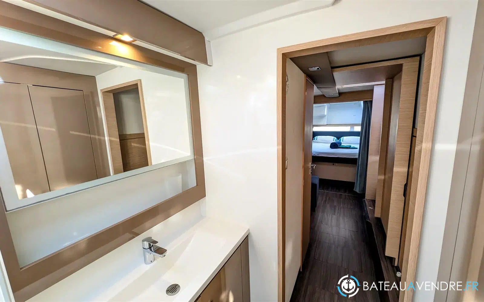 slider 14 Fountaine Pajot Lucia 40