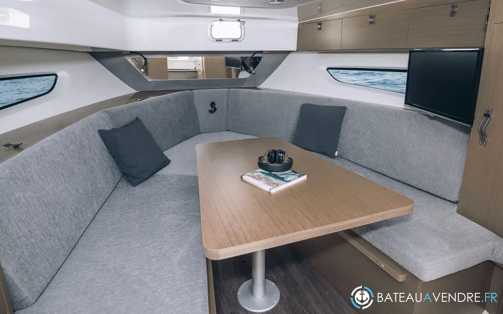 slider 4 Beneteau Gran Turismo 32