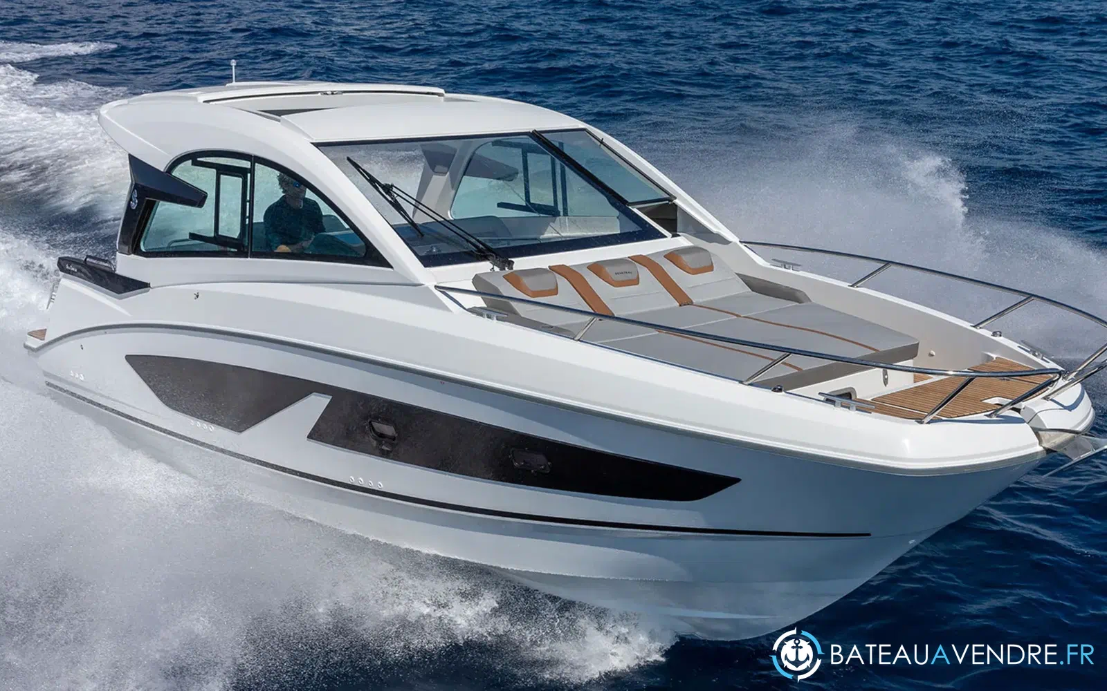 slider 1 Beneteau Gran Turismo 32