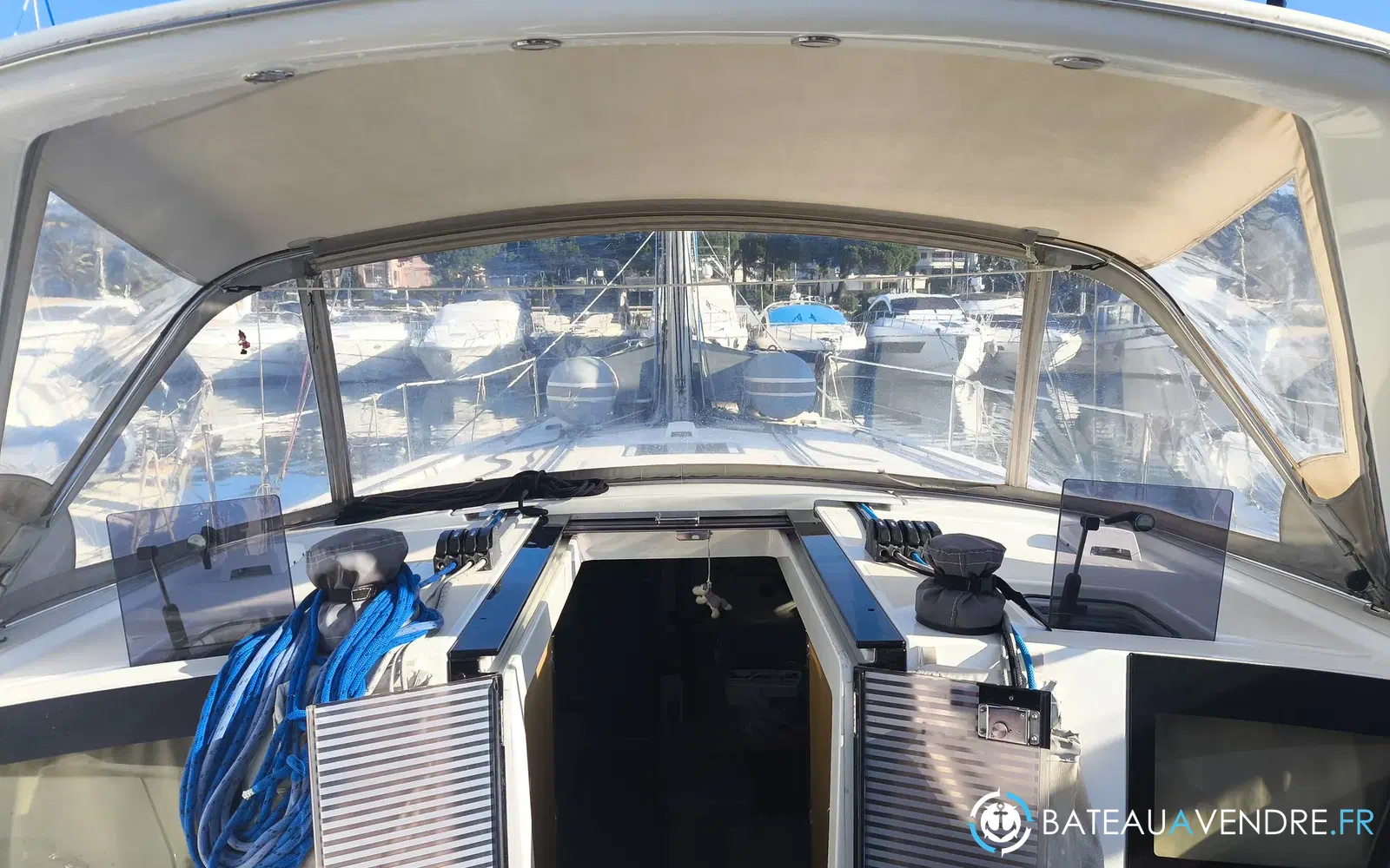 slider 10 Beneteau Oceanis 45
