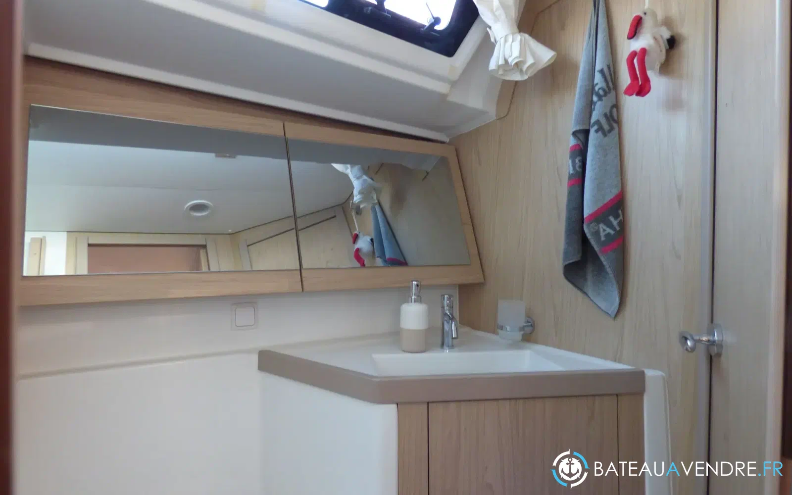 slider 15 Beneteau Oceanis 45