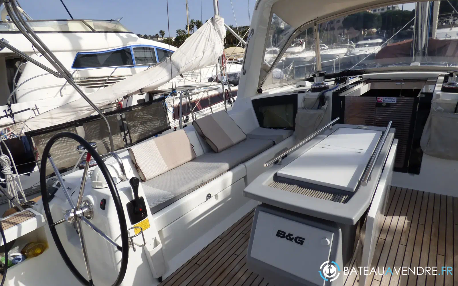 slider 7 Beneteau Oceanis 45