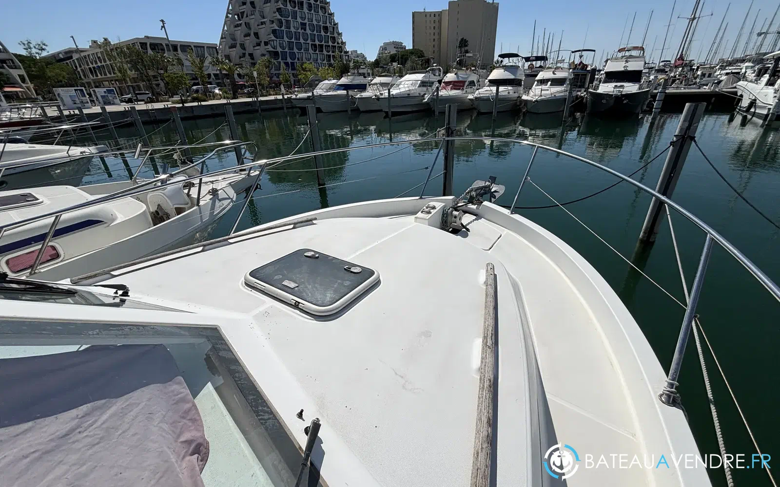 slider 9 Beneteau Antares Serie 9