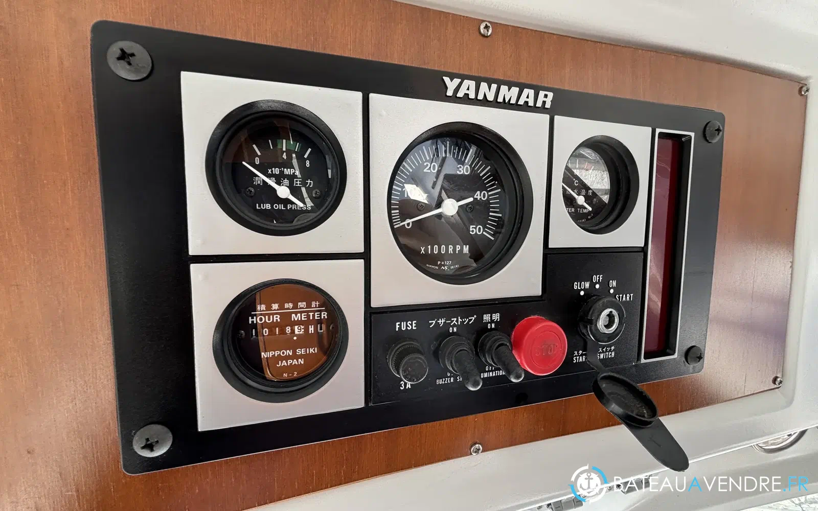 slider 19 Beneteau Antares Serie 9