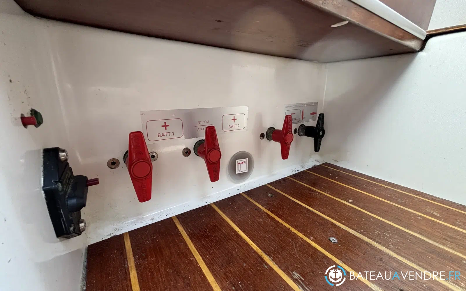 slider 23 Beneteau Antares Serie 9