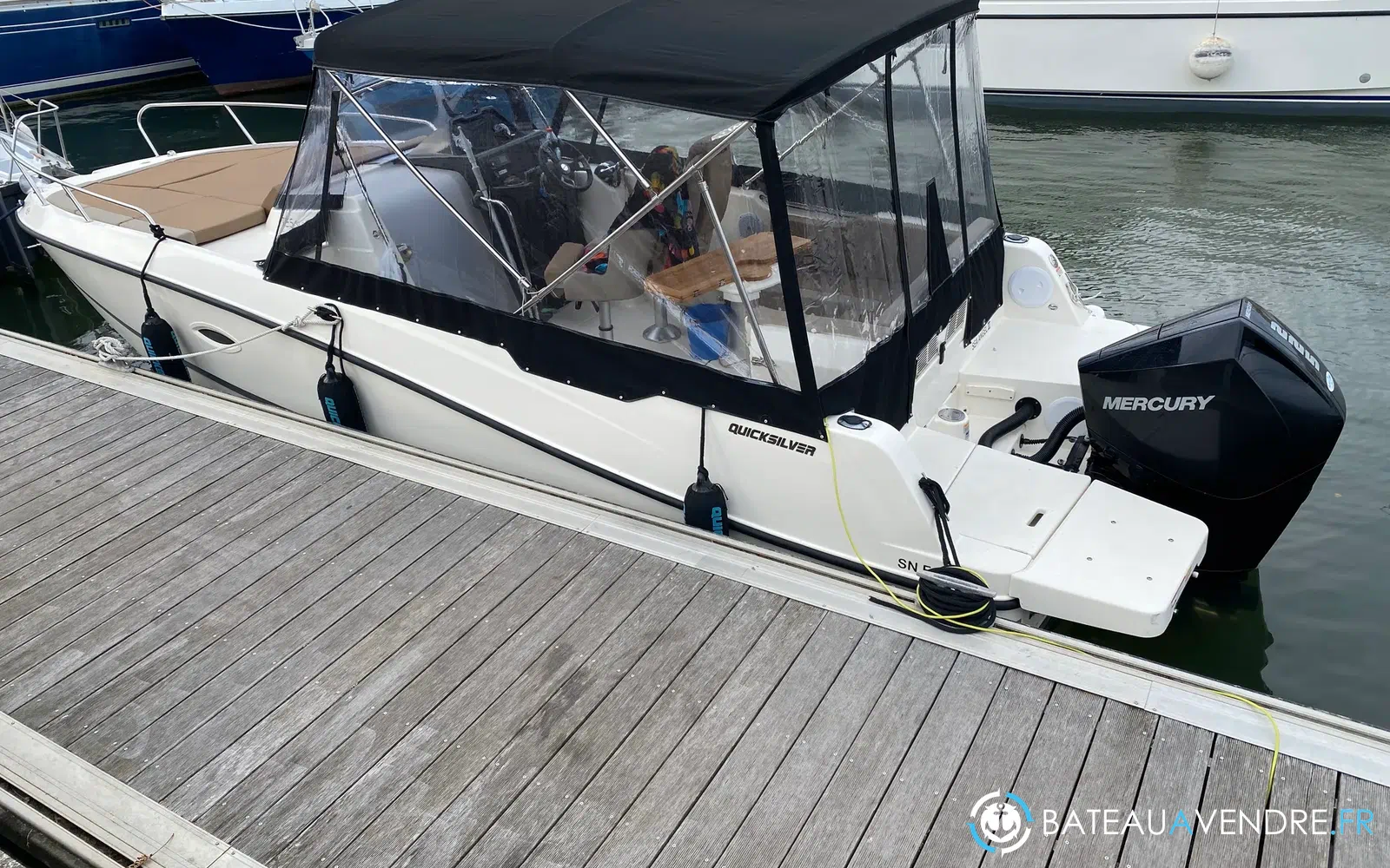 slider 1 Quicksilver Activ 755 Sundeck