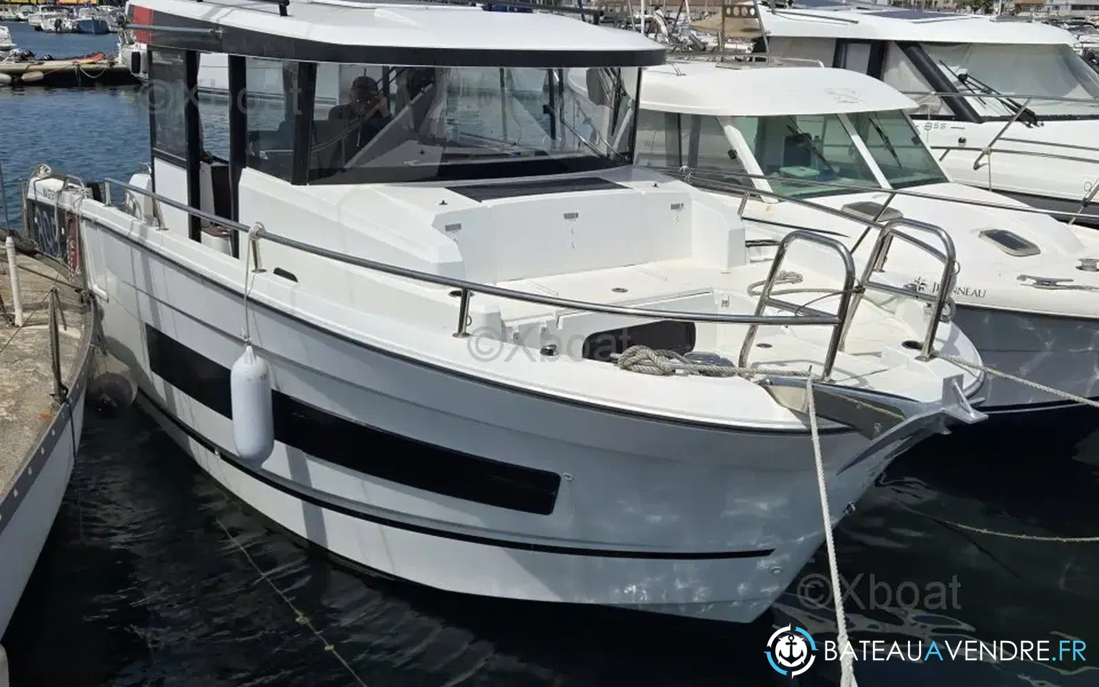 slider 0 Jeanneau Merry Fisher 895