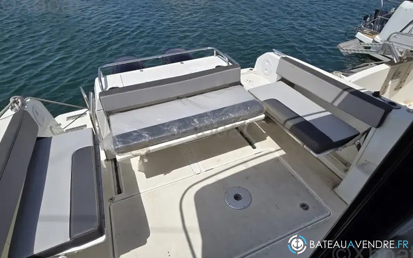 slider 8 Jeanneau Merry Fisher 895