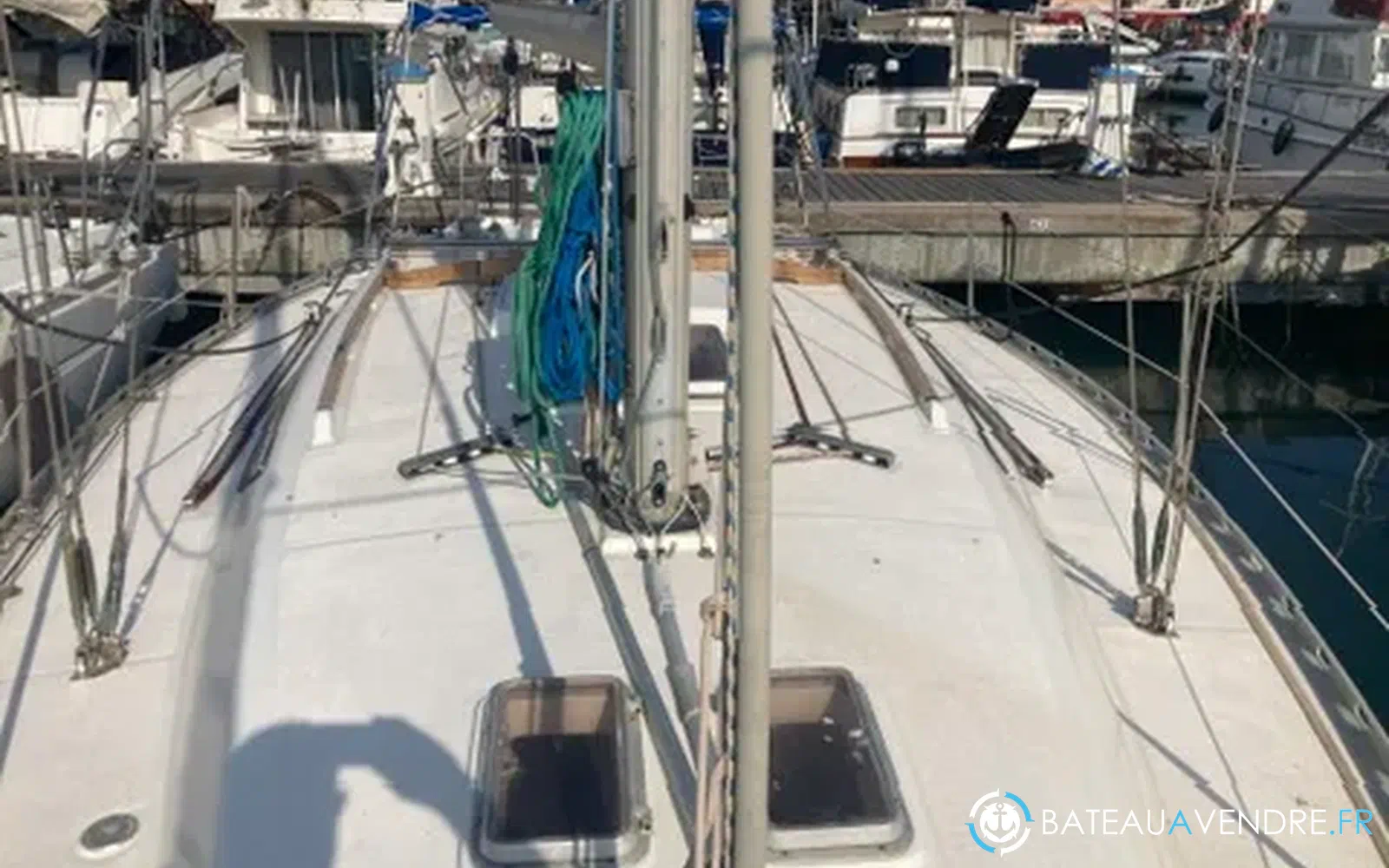 slider 7 Beneteau First 35