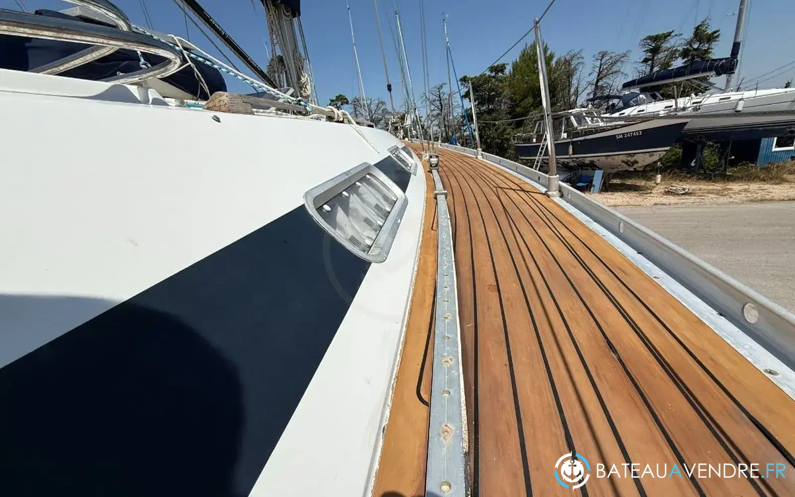 slider 9 Grand Soleil 37