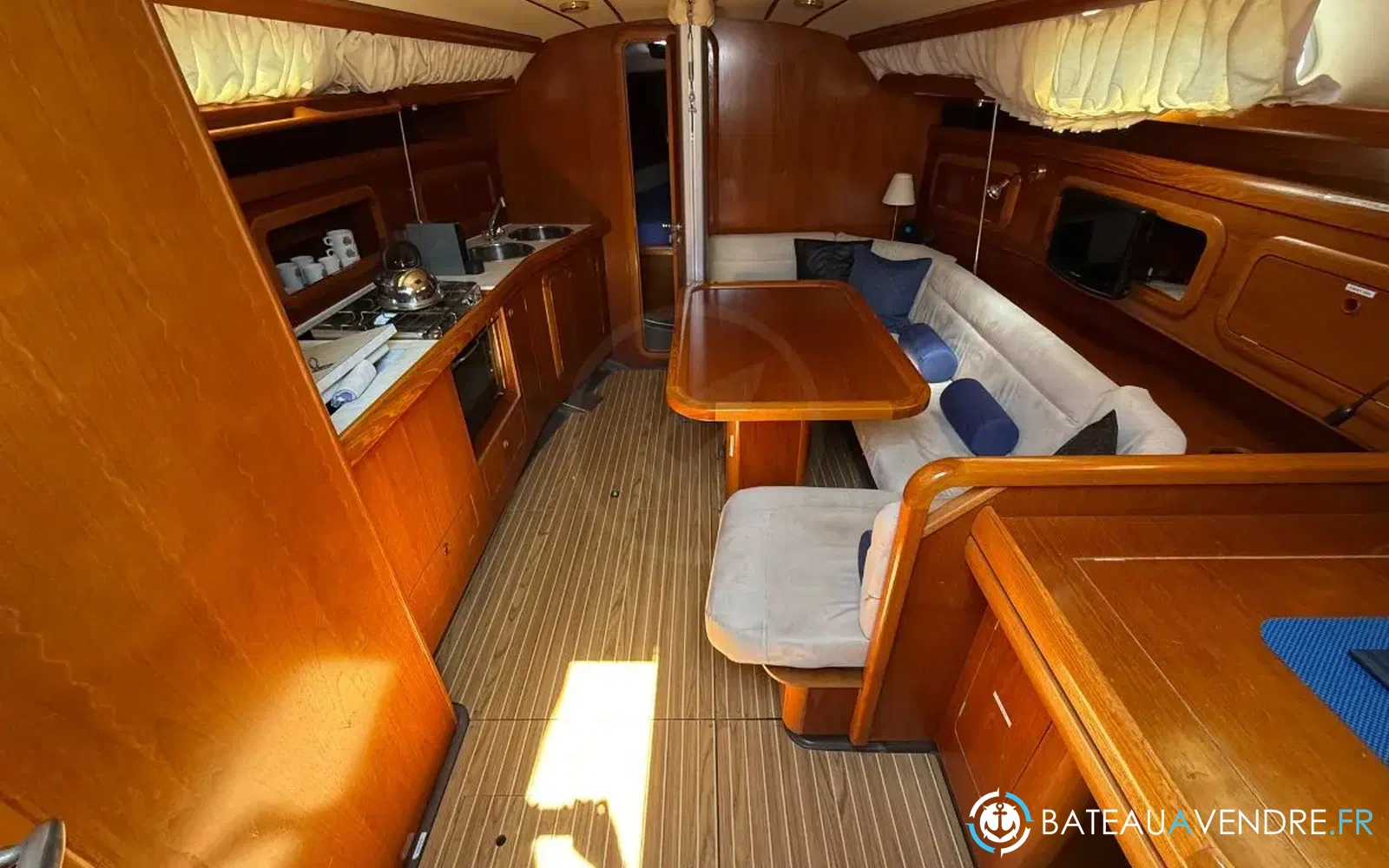 slider 2 Grand Soleil 37