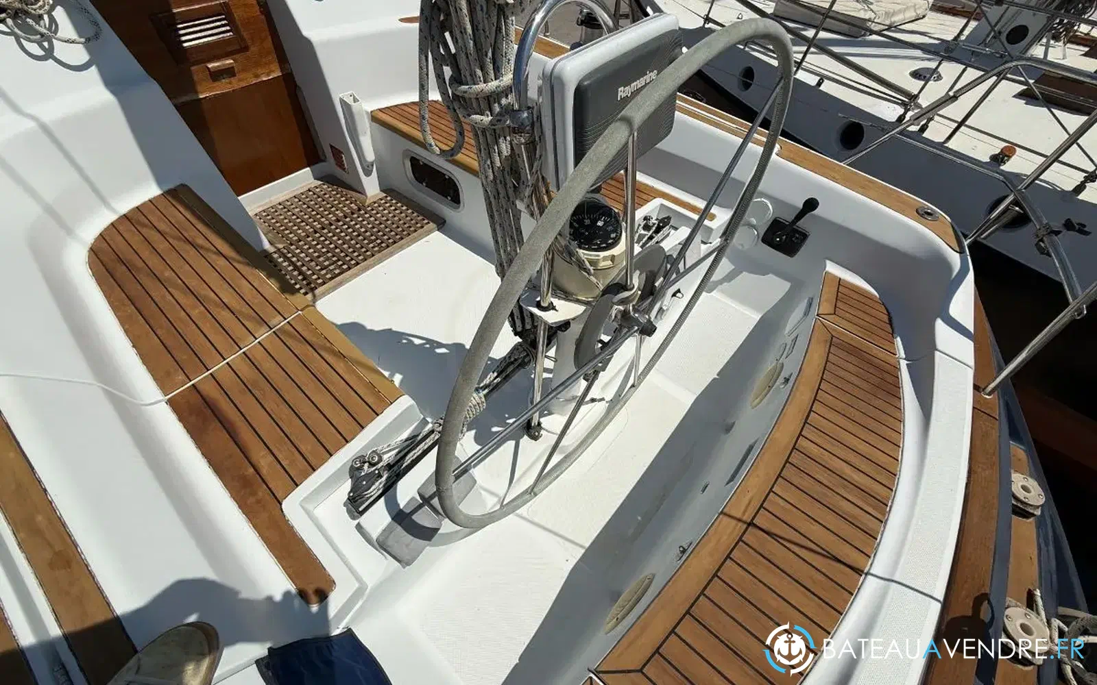 slider 4 Grand Soleil 37