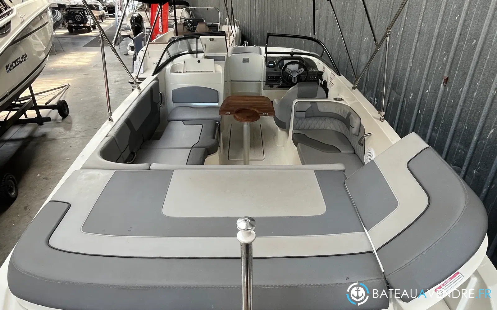 slider 3 Bayliner VR6 BOWRIDER OB