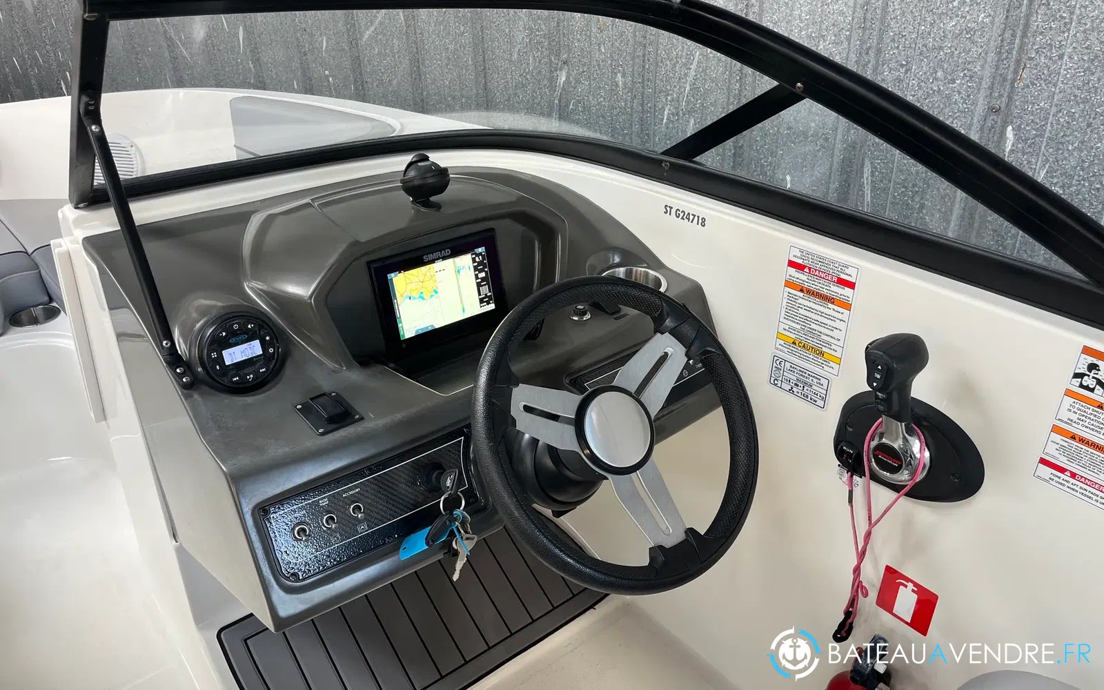 slider 11 Bayliner VR6 BOWRIDER OB