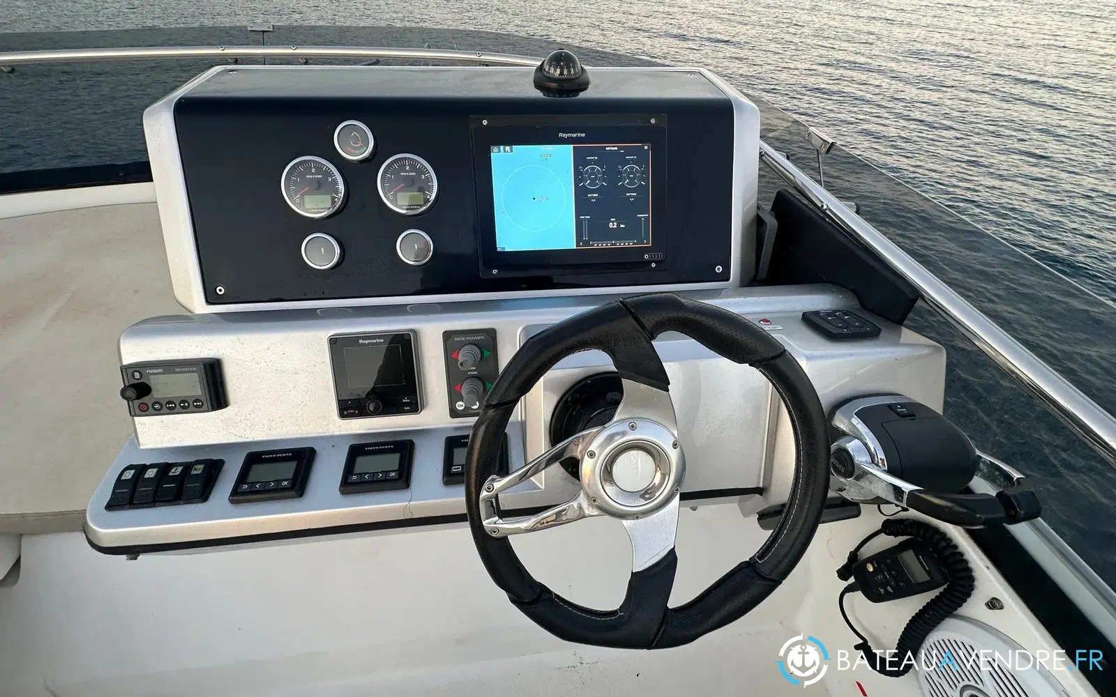 slider 13 Galeon 420 Fly