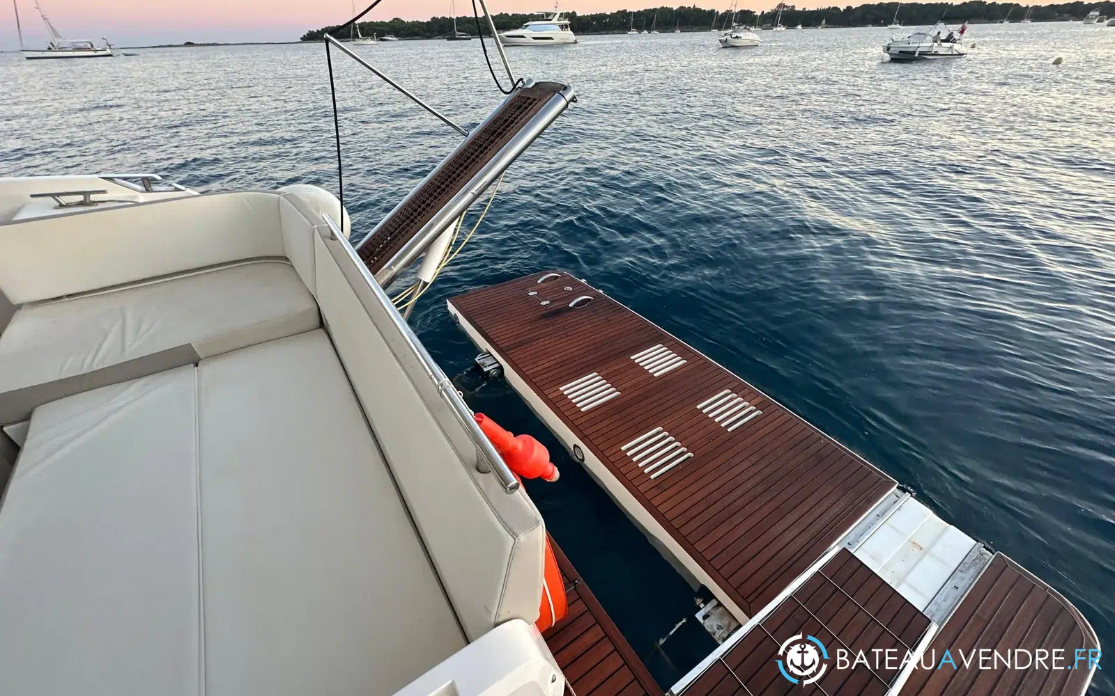 slider 18 Galeon 420 Fly