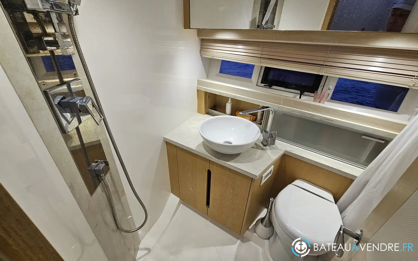 slider 33 Galeon 420 Fly