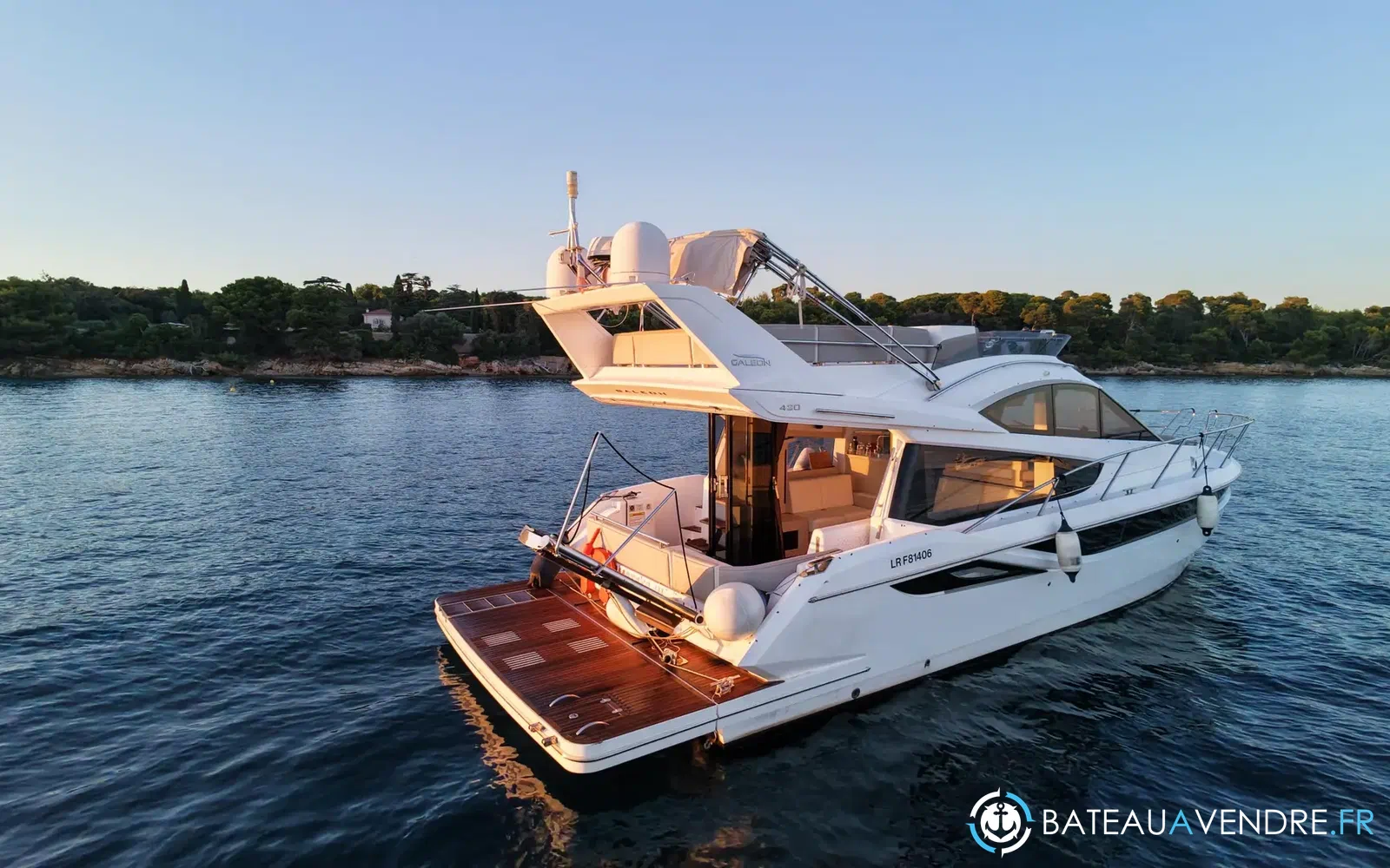 slider 4 Galeon 420 Fly