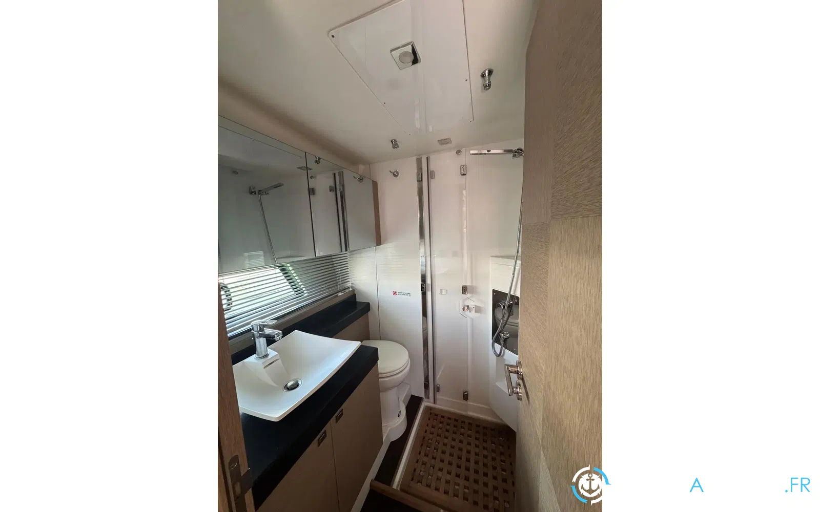 slider 14 Prestige Yachts 500 Fly