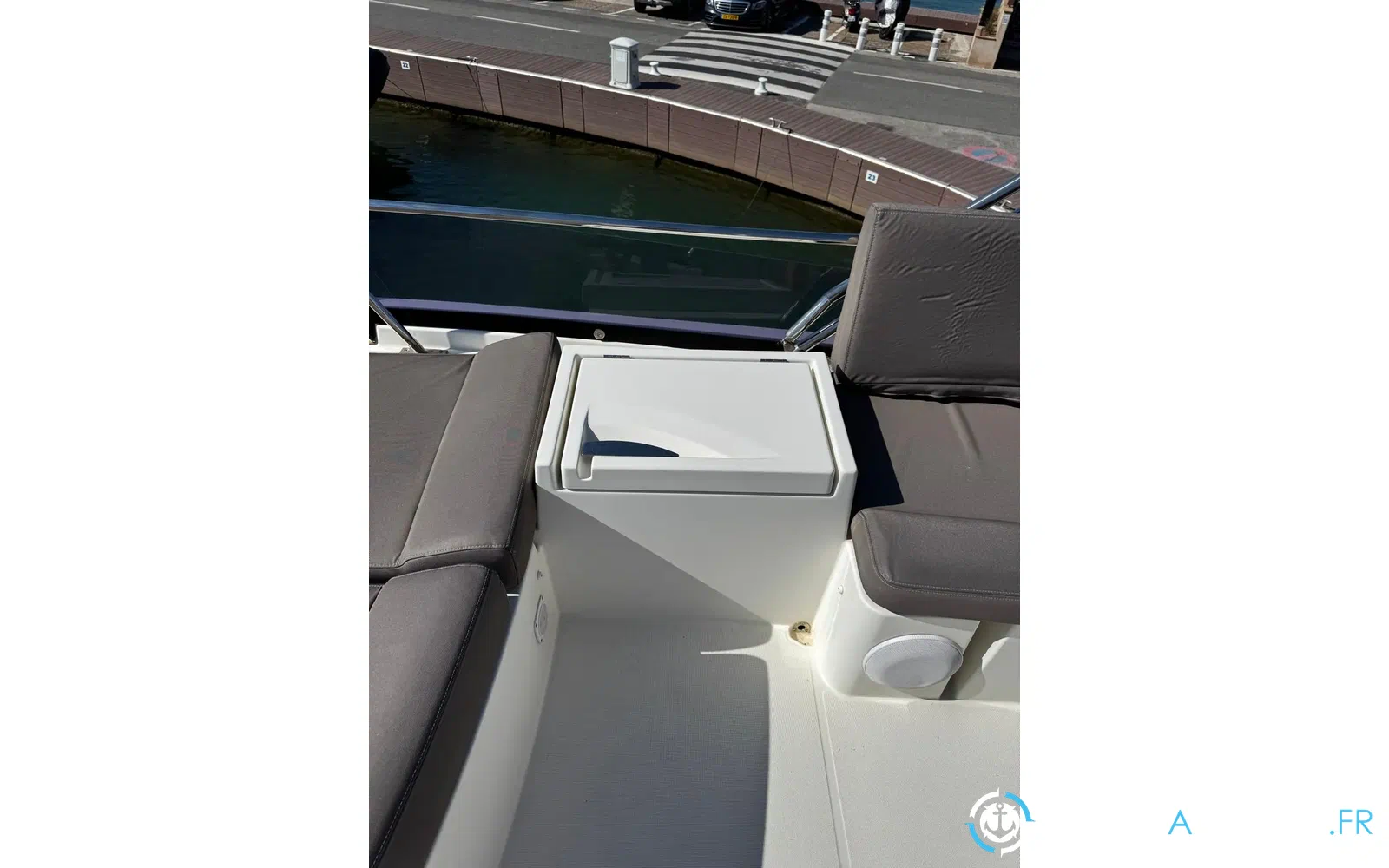 slider 6 Prestige Yachts 500 Fly
