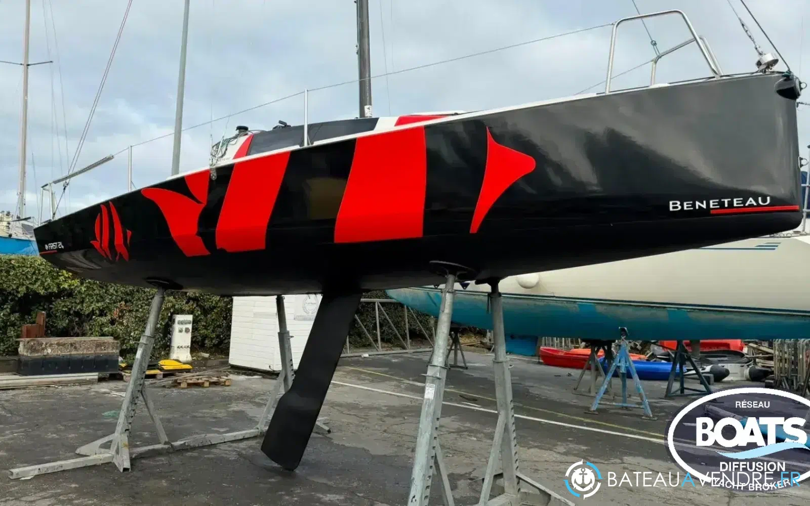 slider 0 Beneteau First 24 SE