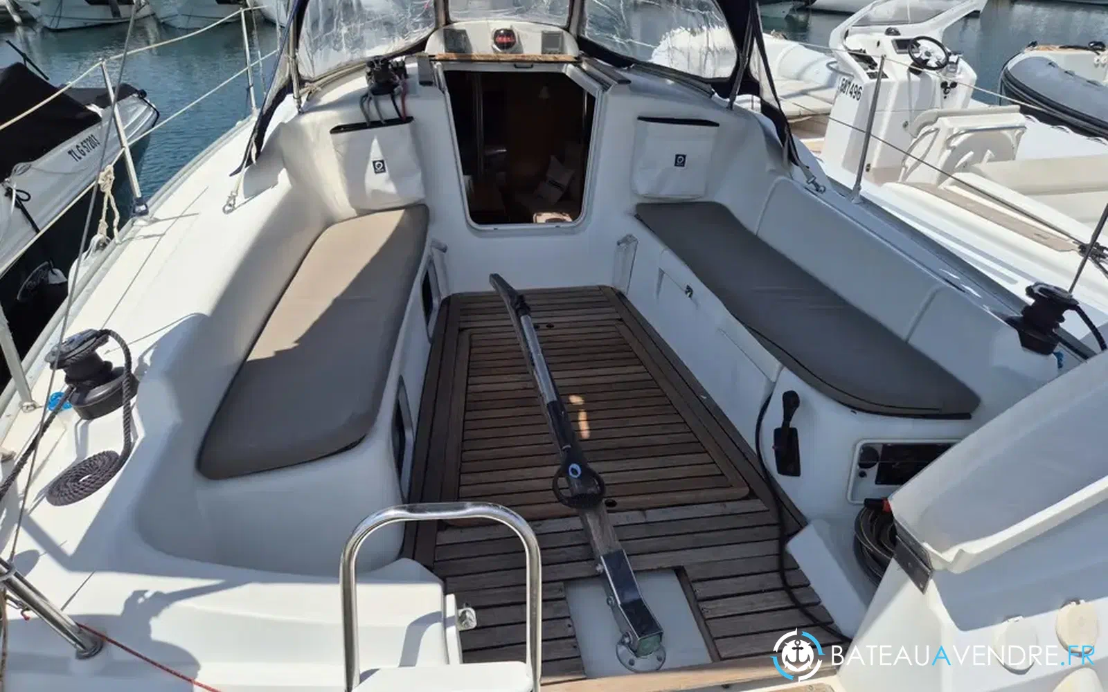 slider 13 Jeanneau Sun Odyssey 32 i