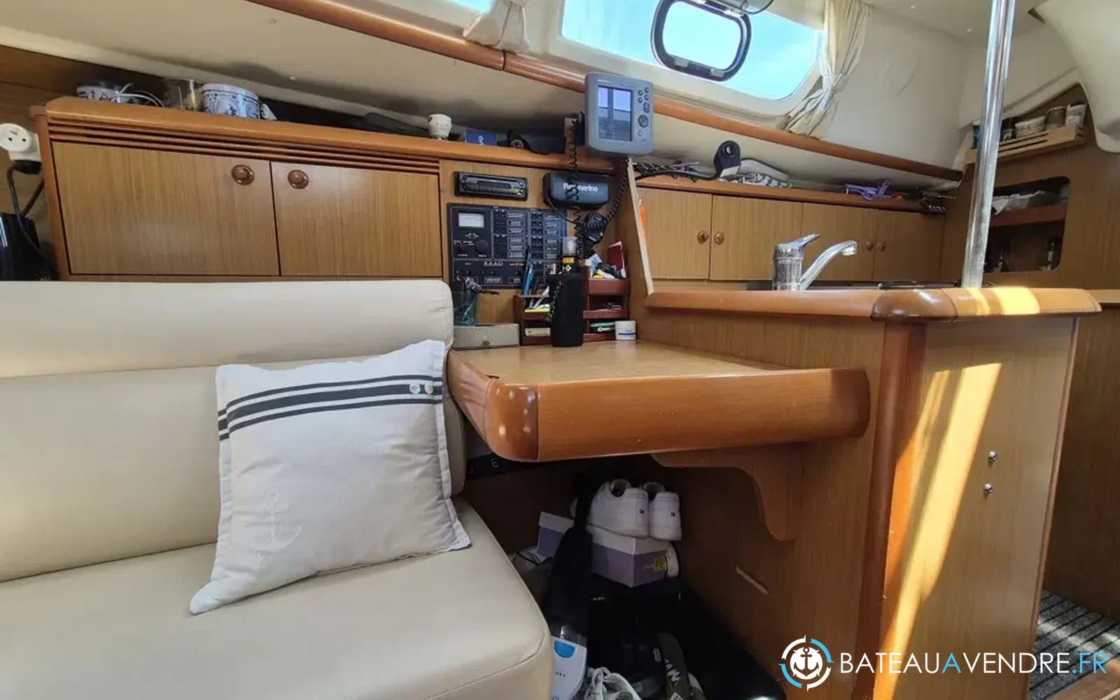 slider 19 Jeanneau Sun Odyssey 32 i