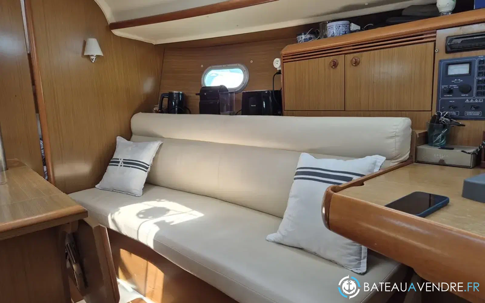 slider 22 Jeanneau Sun Odyssey 32 i