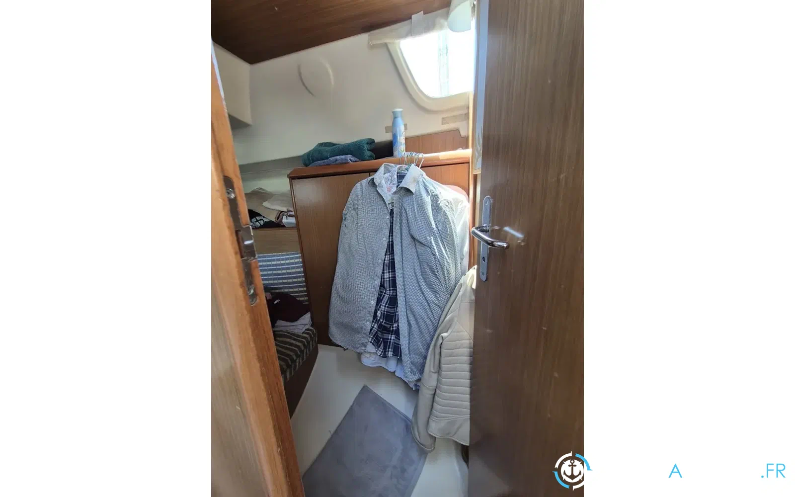 slider 23 Jeanneau Sun Odyssey 32 i